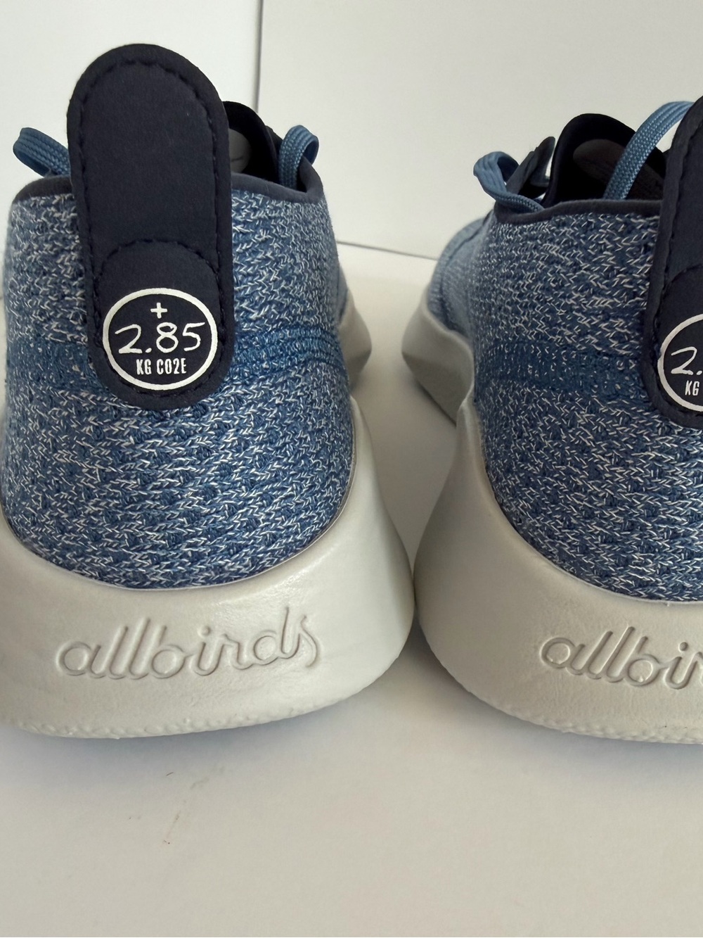 ALLBIRDS SuperLight lightweight Tree Runners sneakers shoes NWOB Size 9 - Picture 10 of 12